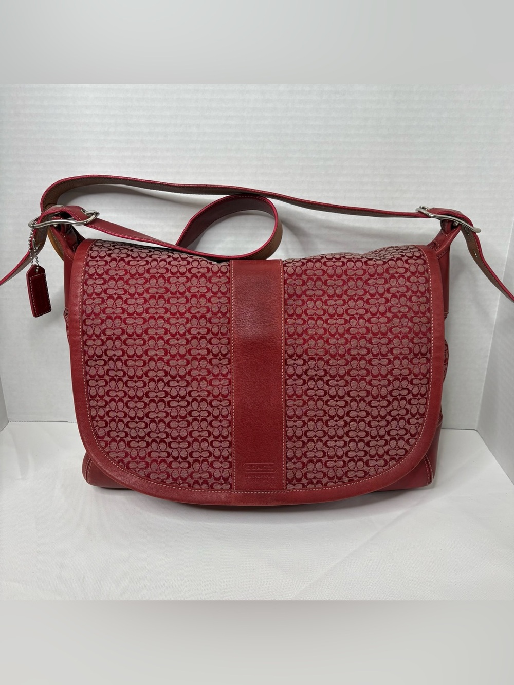 Vintage Coach 5706 Signature Jacquard & Leather Crossbody
Saddle Messenger Red